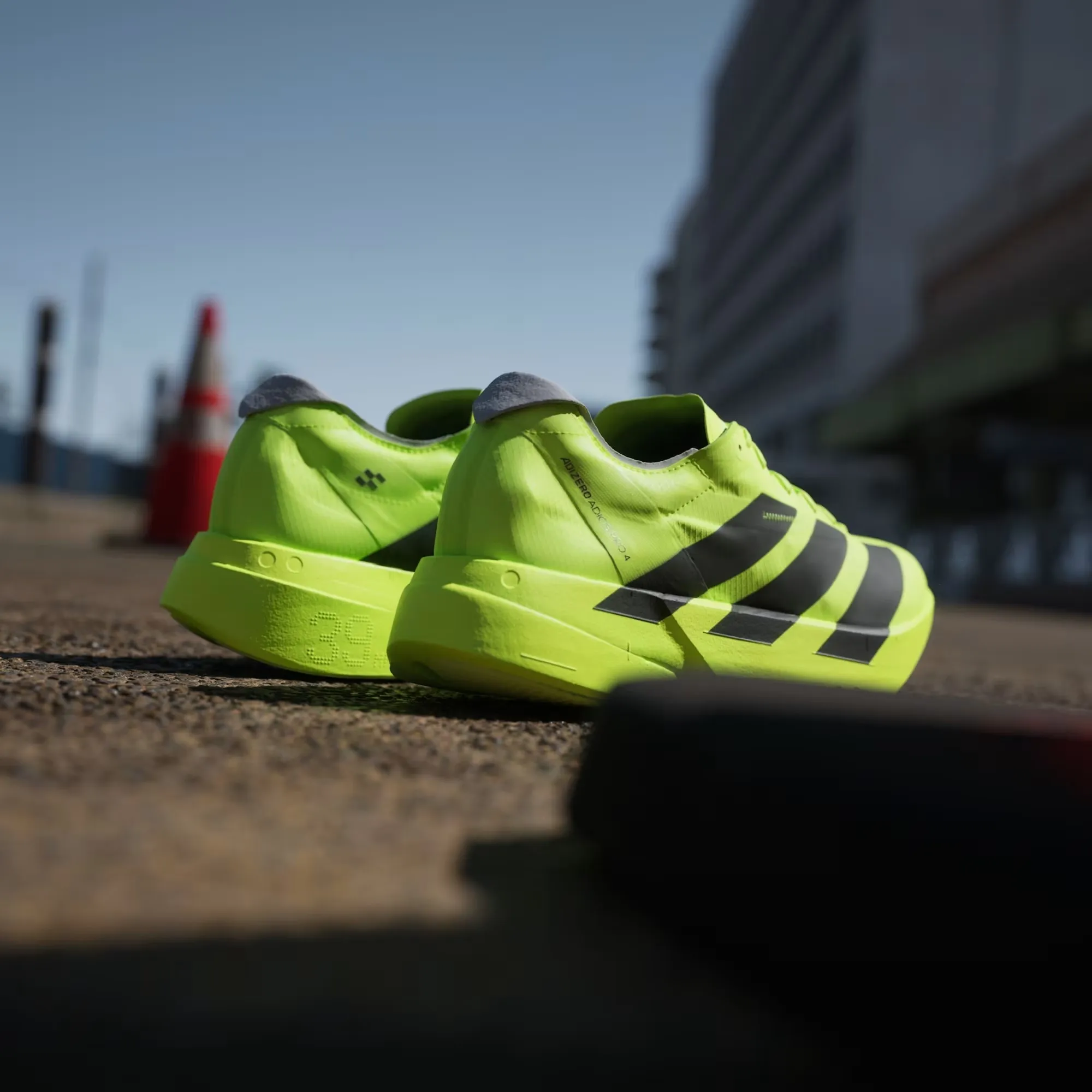 Adizero Adios Pro 4 W | Lucid Lemon/Core Black/Halo Silver