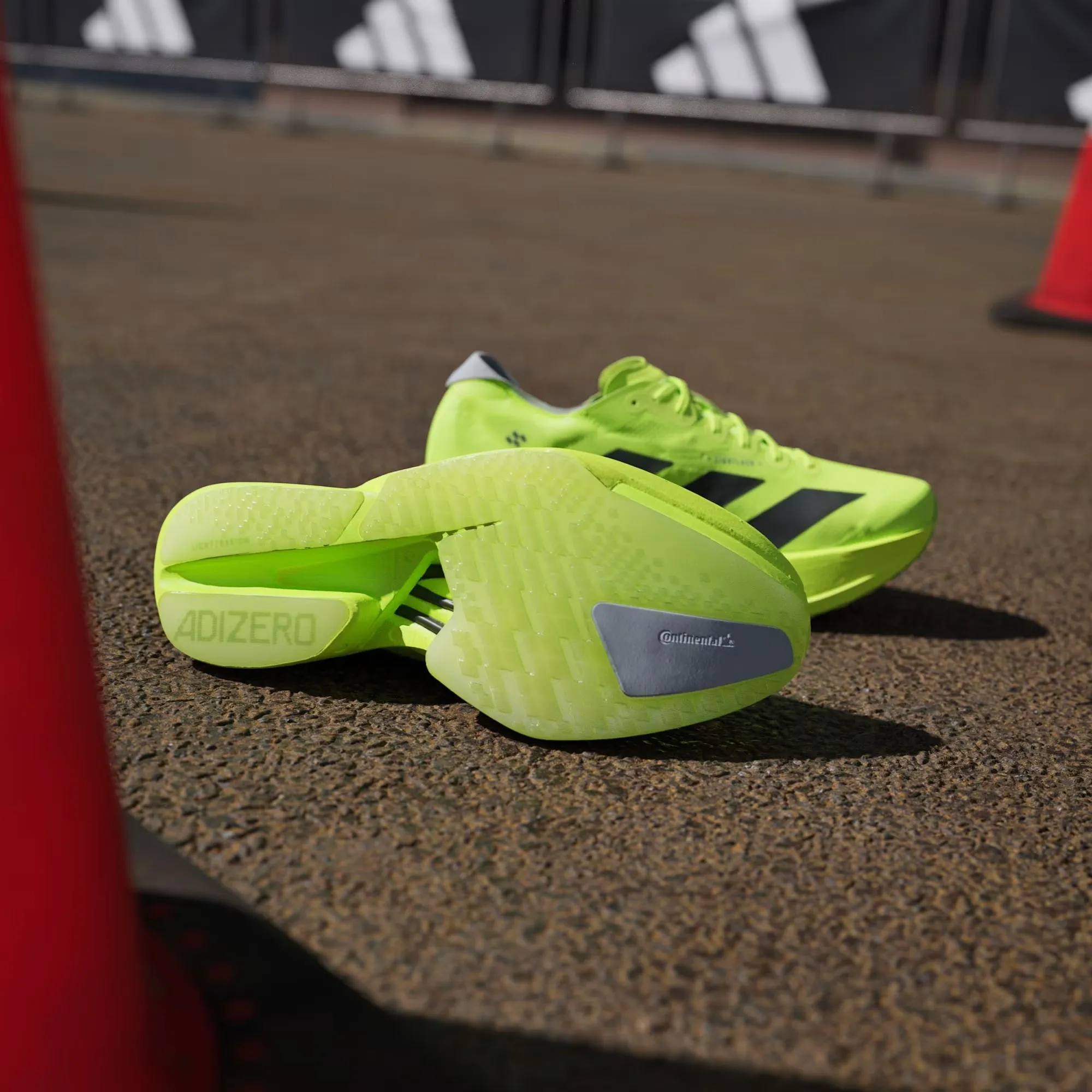 Adizero Adios Pro 4 W | Lucid Lemon/Core Black/Halo Silver