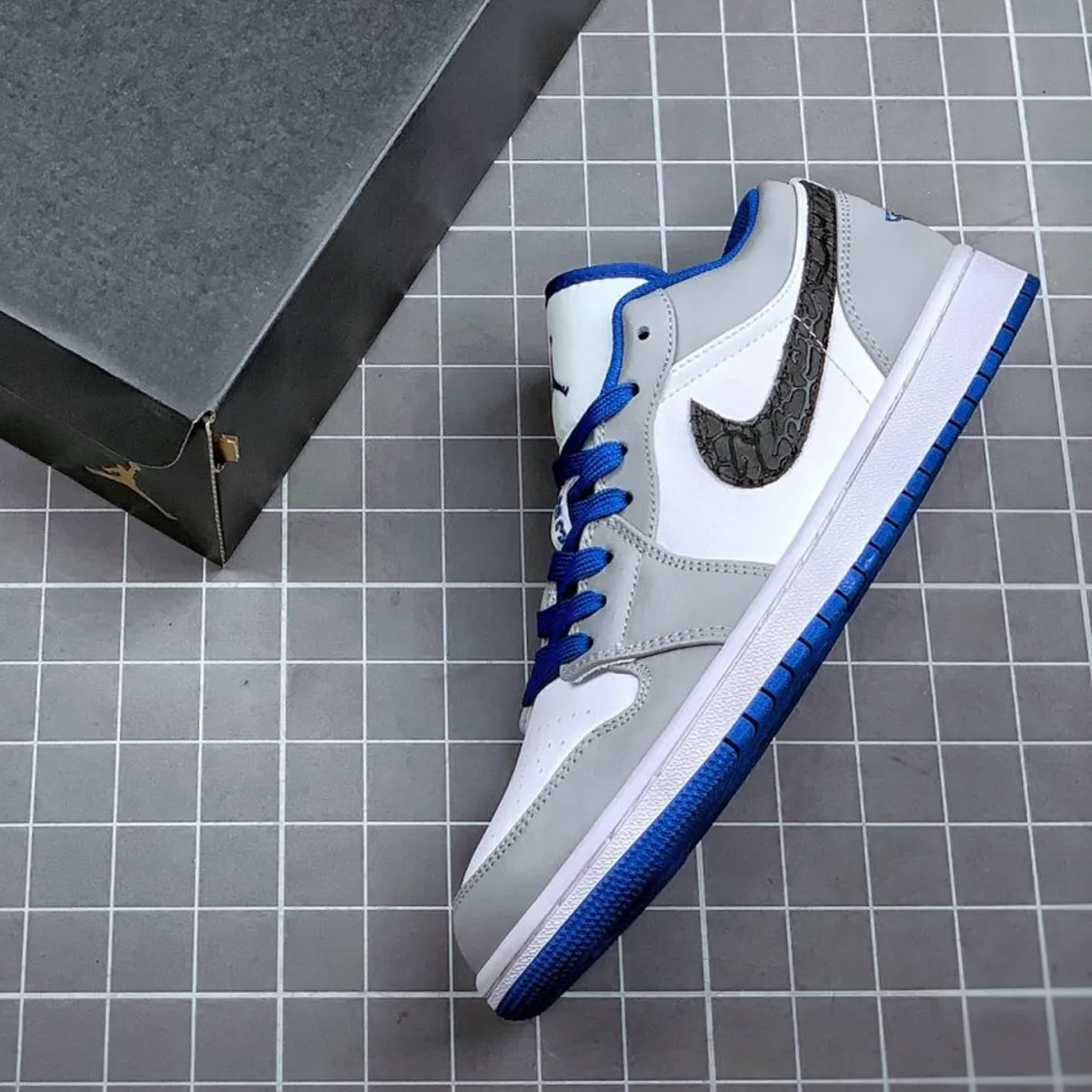 AIR JORDAN 1 LOW 'TRUE BLUE CEMENT First Copy