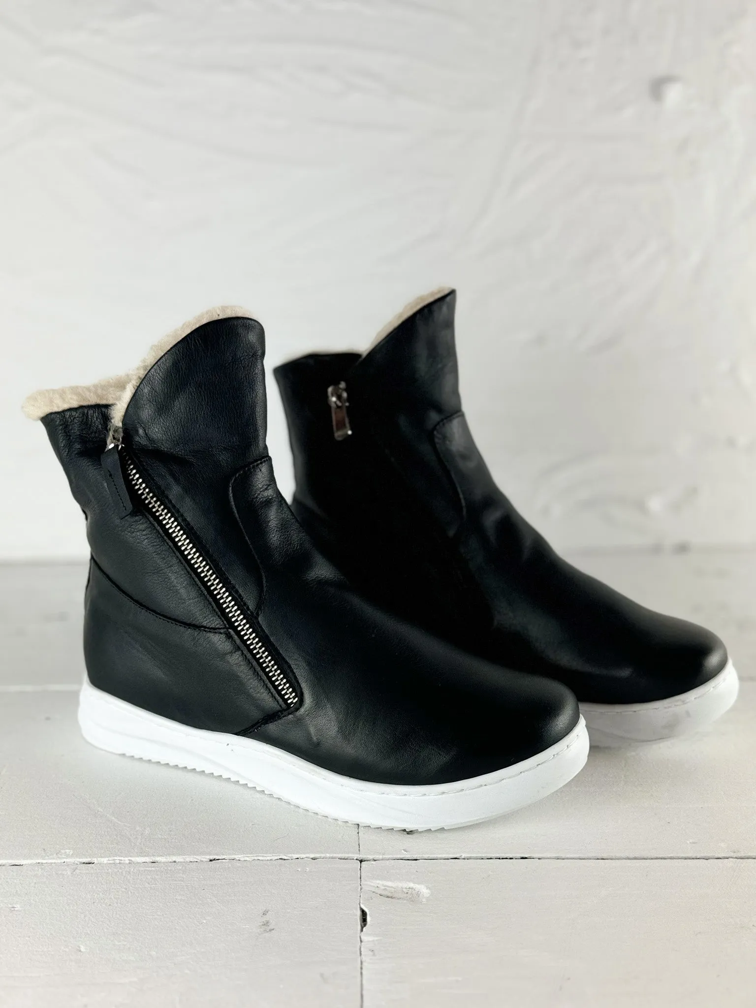 Faux Fur Lined Boots - 2 Colours