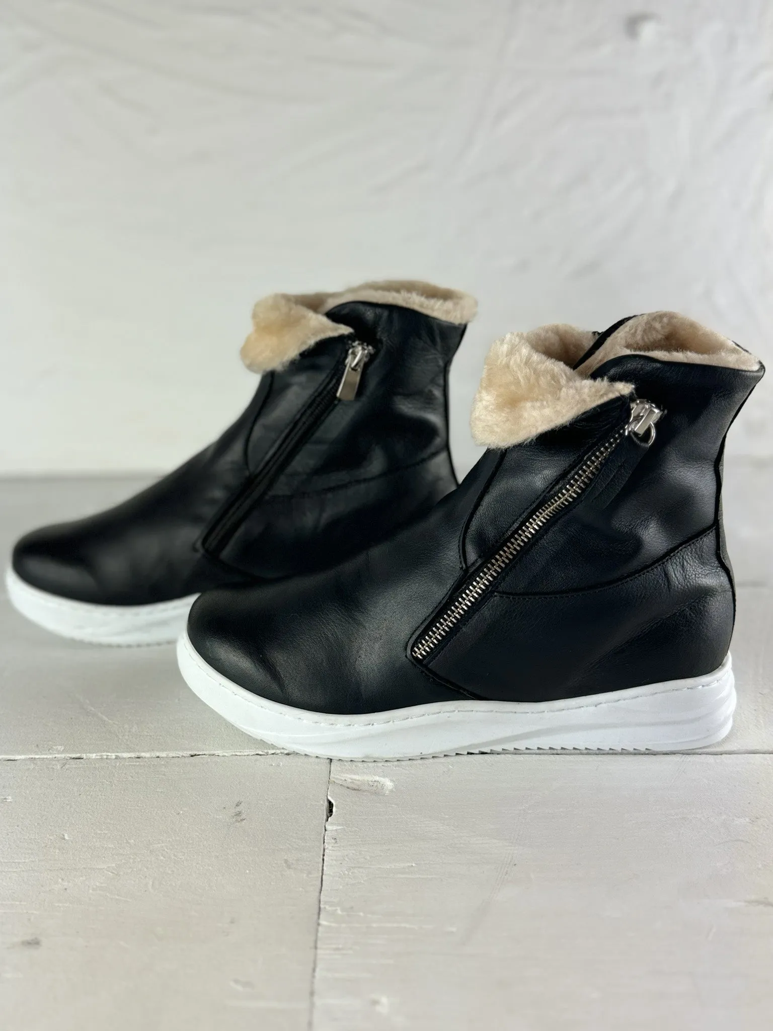 Faux Fur Lined Boots - 2 Colours