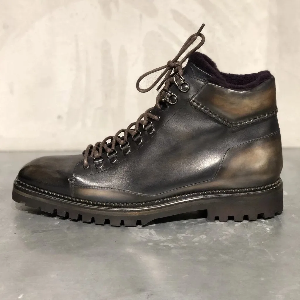 FX03 - FUR-LINED CROSS BOOTS