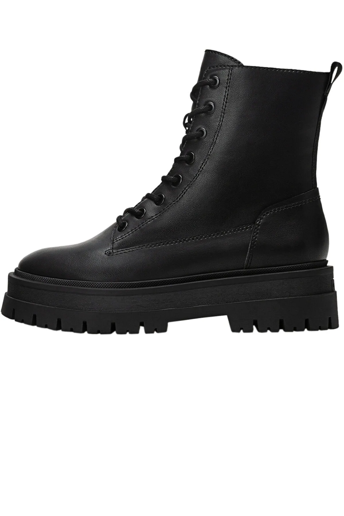 Lace-Up Flat Ankle Boots